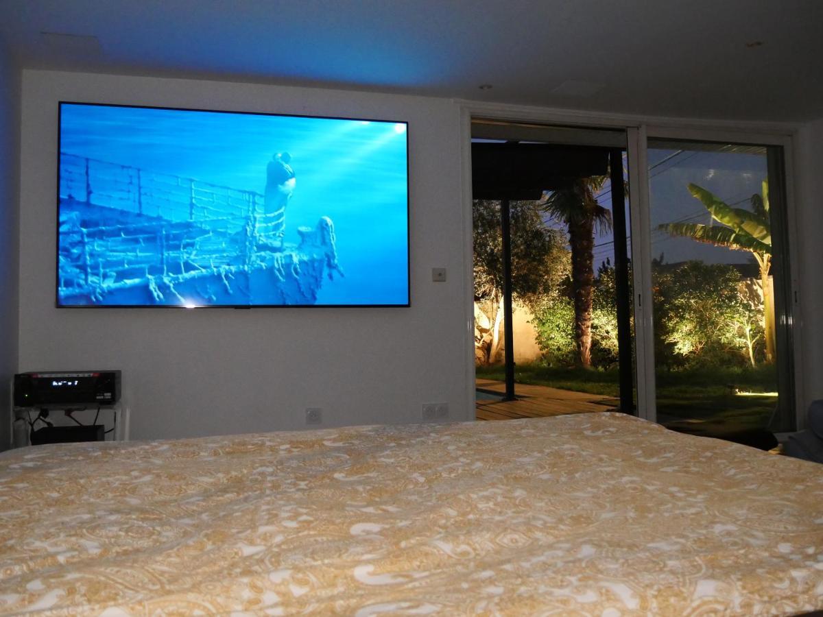 Unique! Jacuzzi Prive 35°C + Cinema Villa Entiere 메이쥬 외부 사진