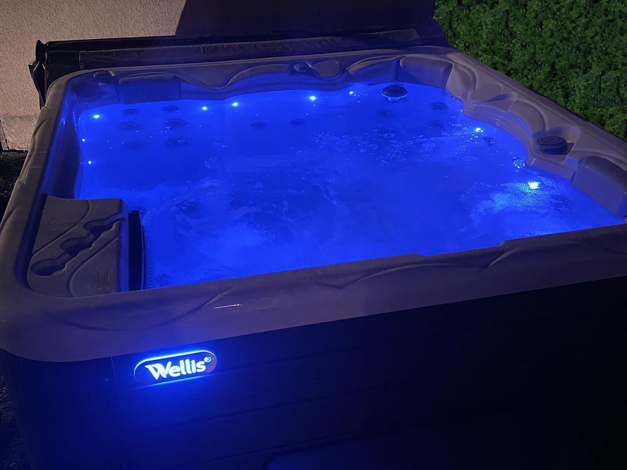 Unique! Jacuzzi Prive 35°C + Cinema Villa Entiere 메이쥬 외부 사진
